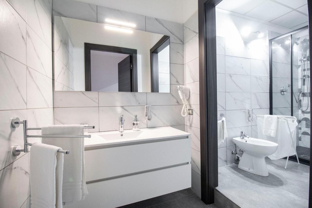 Royal Playa Suite And Apartament -Private Parking- Self Chek Out Catane Extérieur photo