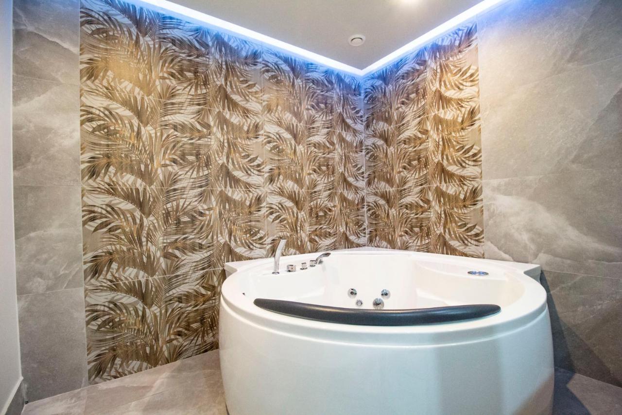 Royal Playa Suite And Apartament -Private Parking- Self Chek Out Catane Extérieur photo