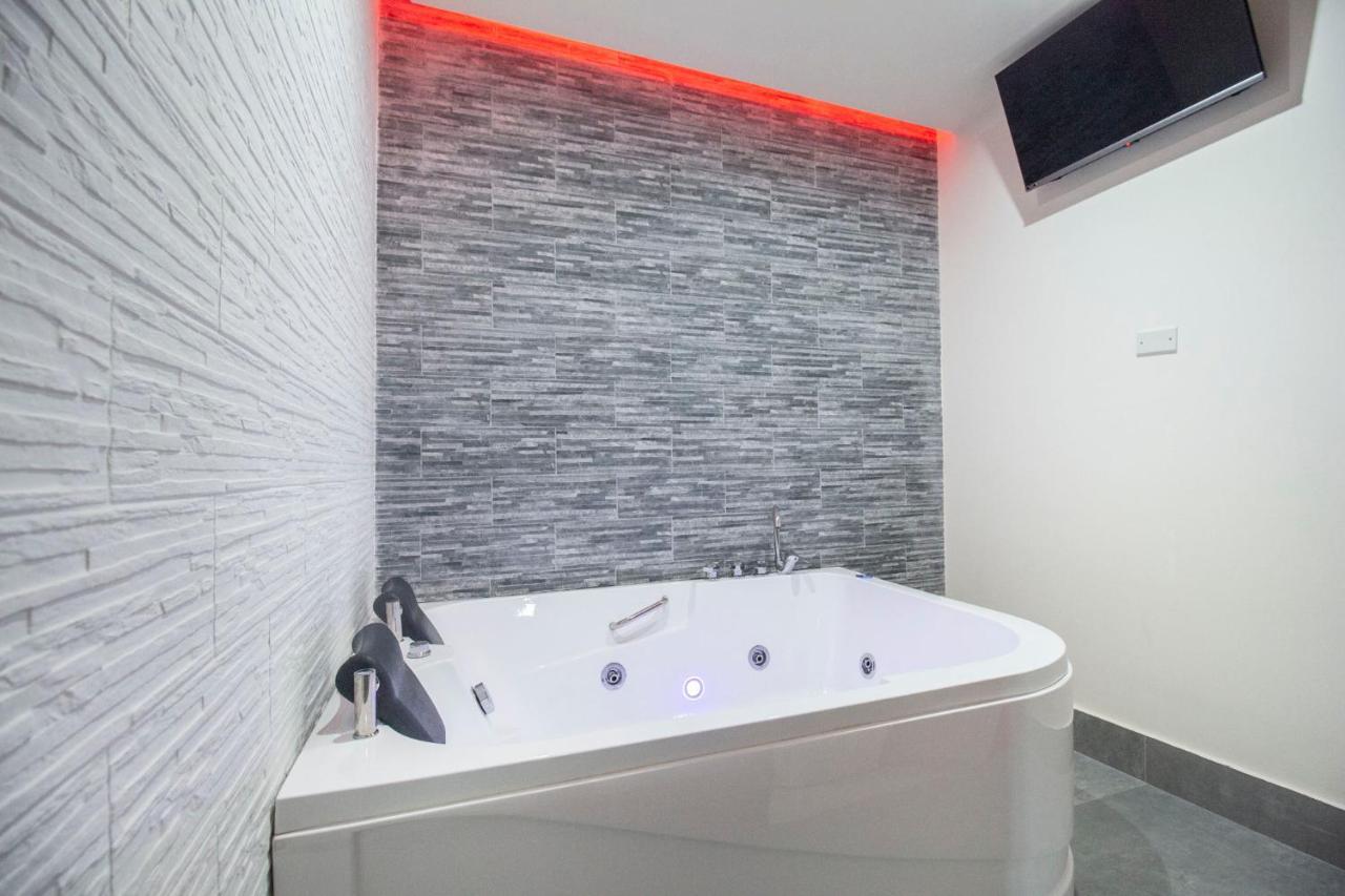 Royal Playa Suite And Apartament -Private Parking- Self Chek Out Catane Extérieur photo