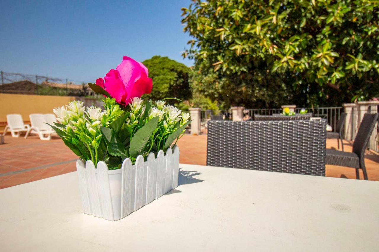 Royal Playa Suite And Apartament -Private Parking- Self Chek Out Catane Extérieur photo