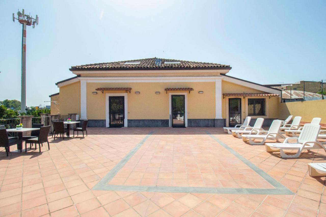 Royal Playa Suite And Apartament -Private Parking- Self Chek Out Catane Extérieur photo